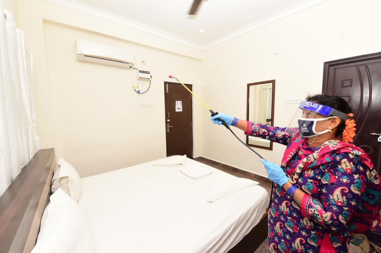 Sree Service Apartments Tirupati Dış mekan fotoğraf